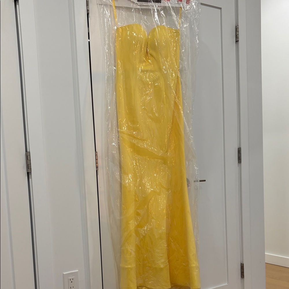 Elegant Yellow Strapless Gown